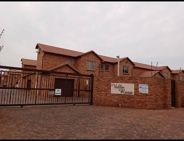 2 BEDROOM PROPERTY TO RENT IN GROENEWEIDE